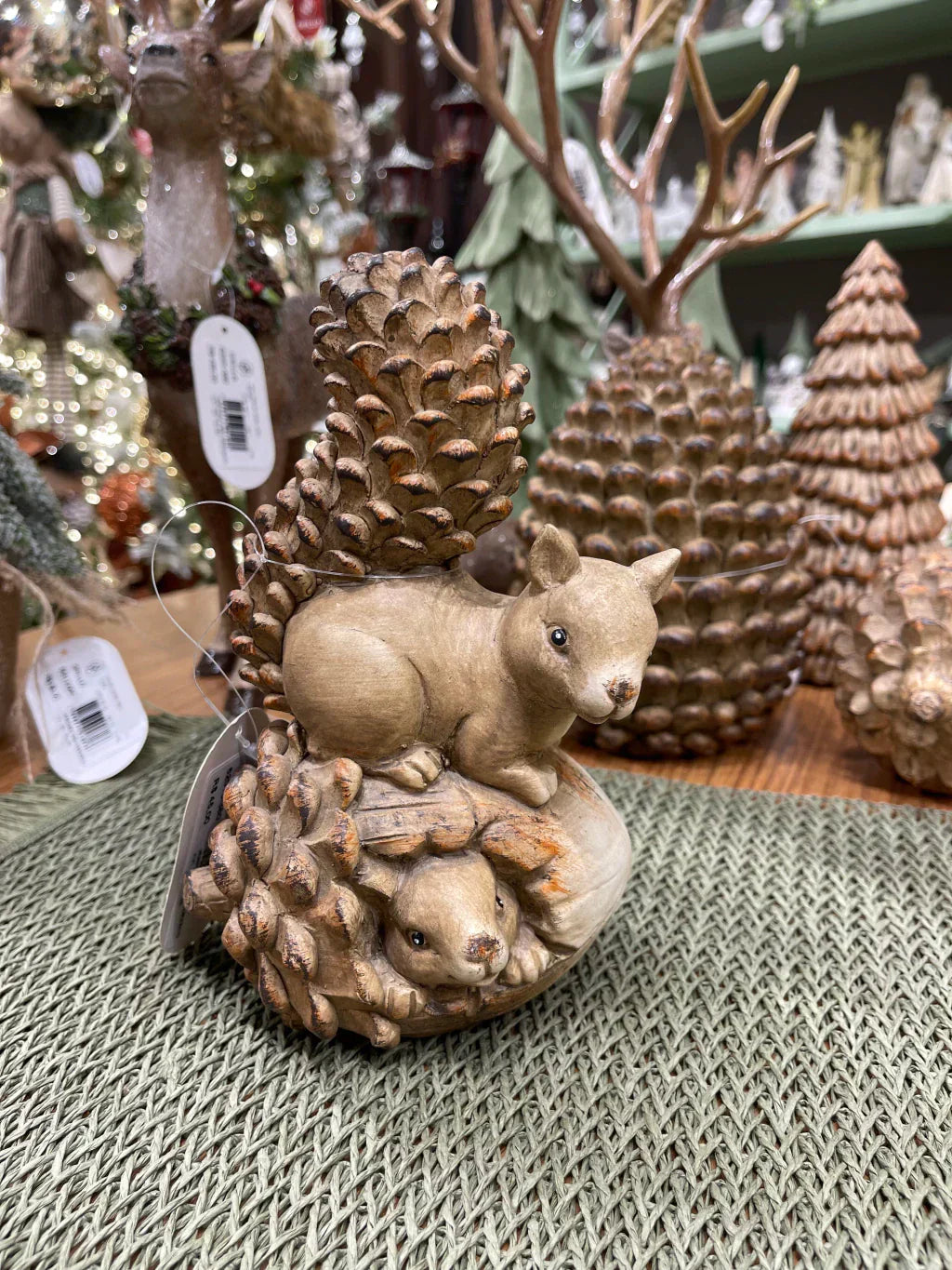 ESQUILO RESINA NATALINA 19CM NATURAL - Pré Venda