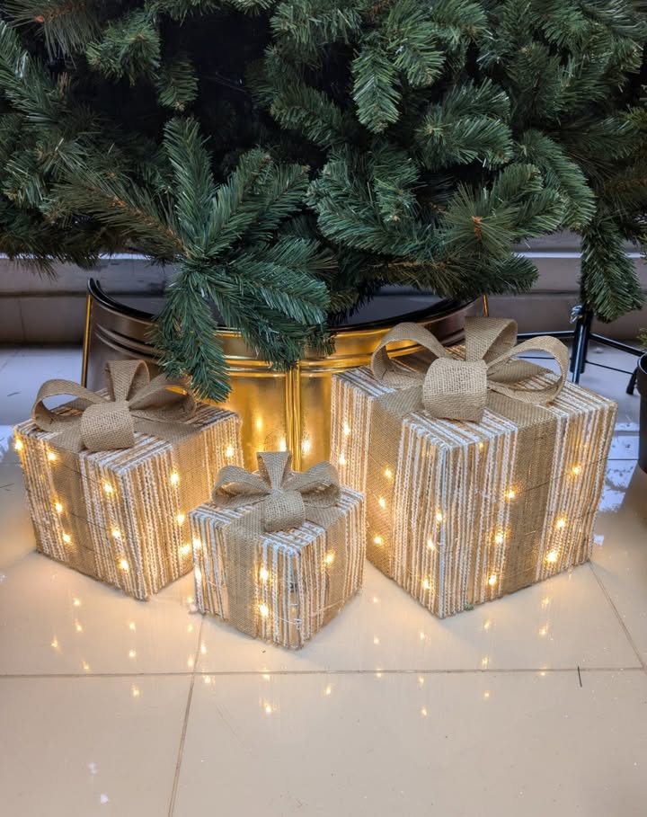 Kit 3 Caixas de Presente Natalinas com Luz de LED