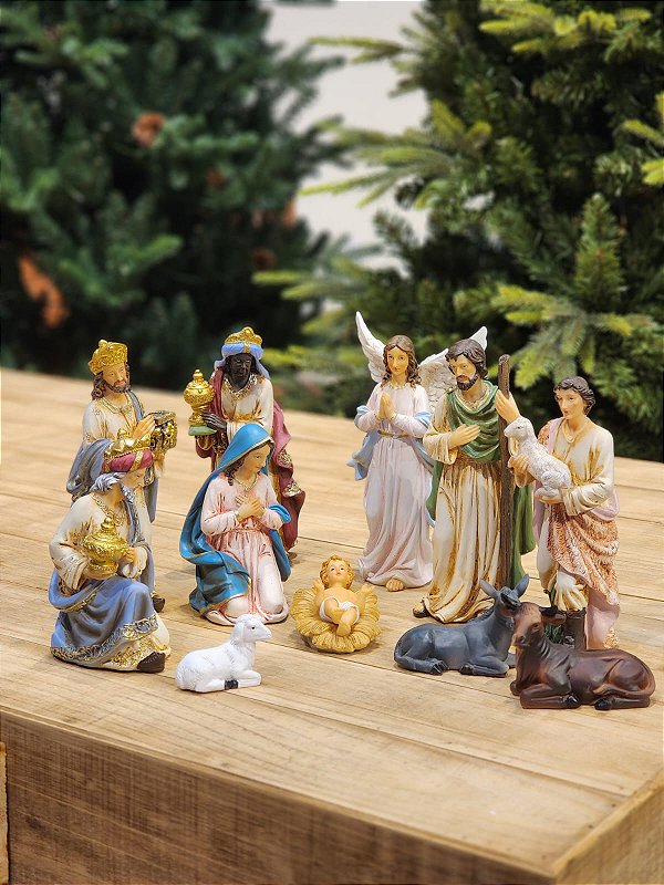 PRESÉPIO DE RESINA LUXO 11 PÇS - 20CM